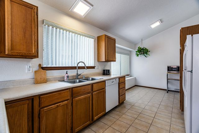 4717 Snapdragon Road NW, Albuquerque, NM 87120