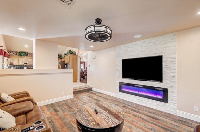 937 Denberry Way, Las Vegas, NV 89123