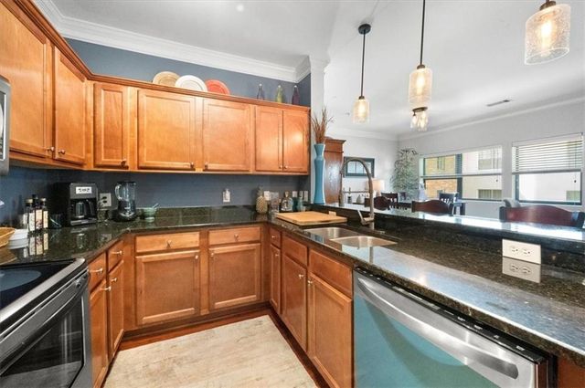 2230 Cheshire Bridge NE Road 504, Atlanta, GA 30324