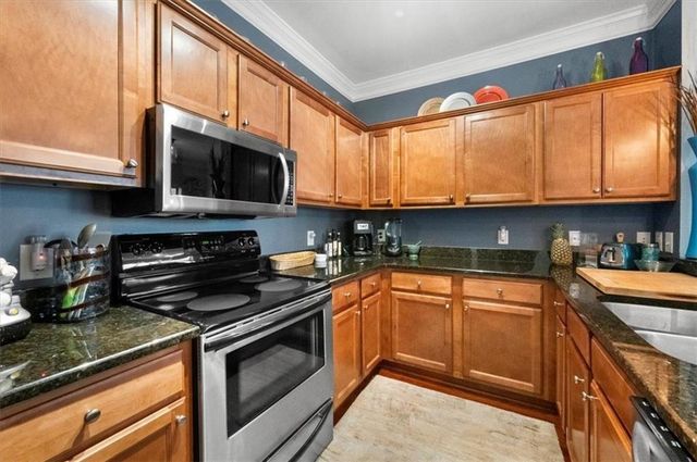 2230 Cheshire Bridge NE Road 504, Atlanta, GA 30324