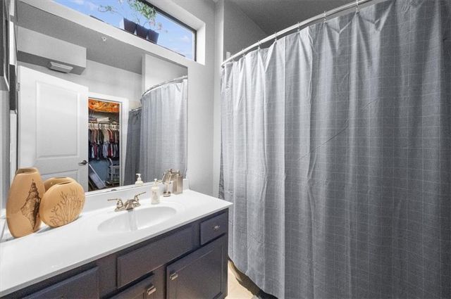 2230 Cheshire Bridge NE Road 504, Atlanta, GA 30324