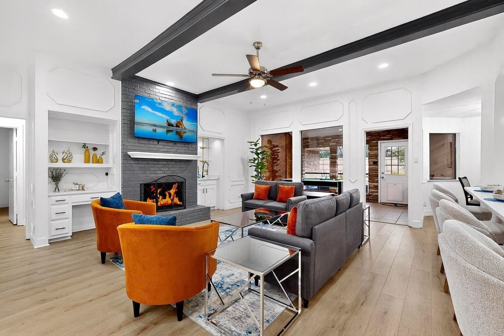 2258 Valley, Carrollton, TX 75006