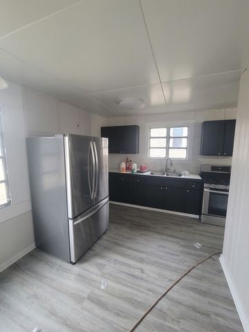 700 George Avenue, Aurora, IL 60505