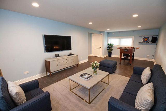 2827 N 77th Court, Elmwood Park, IL 60707