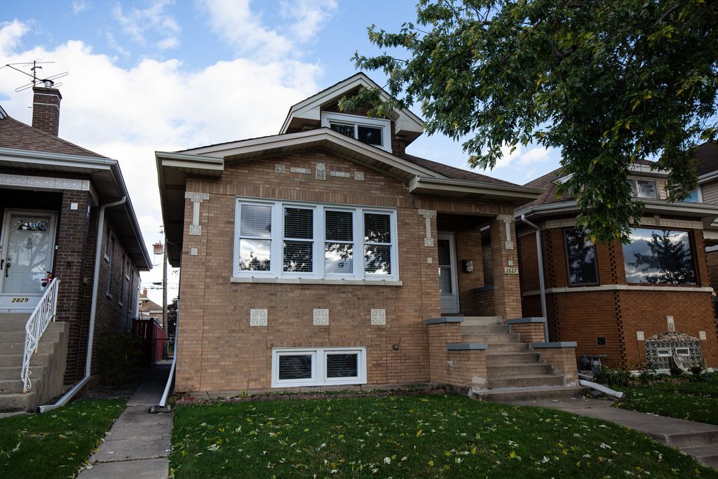 2827 N 77th Court, Elmwood Park, IL 60707