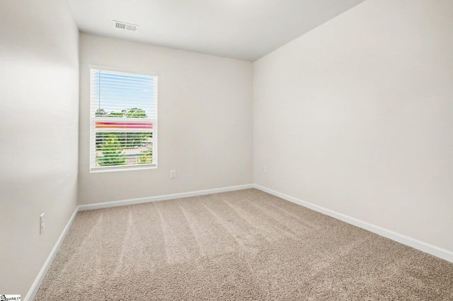 641 Blossom Run Drive, Spartanburg, SC 29307