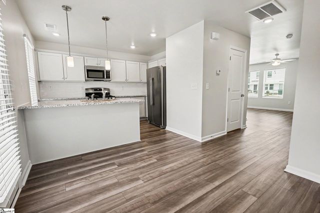 641 Blossom Run Drive, Spartanburg, SC 29307