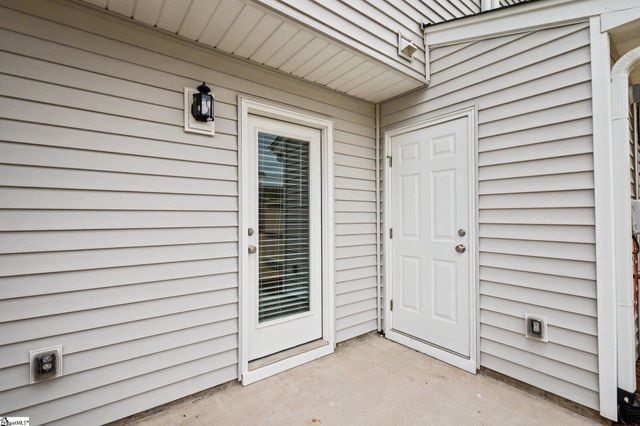641 Blossom Run Drive, Spartanburg, SC 29307
