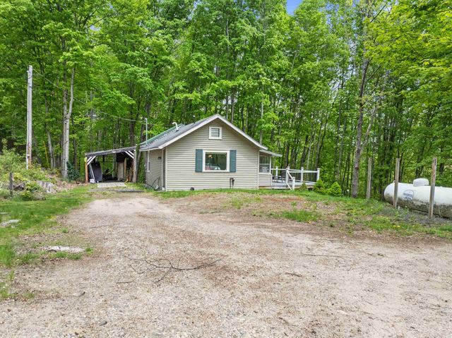 102 Highland Street, Plymouth, NH 03264