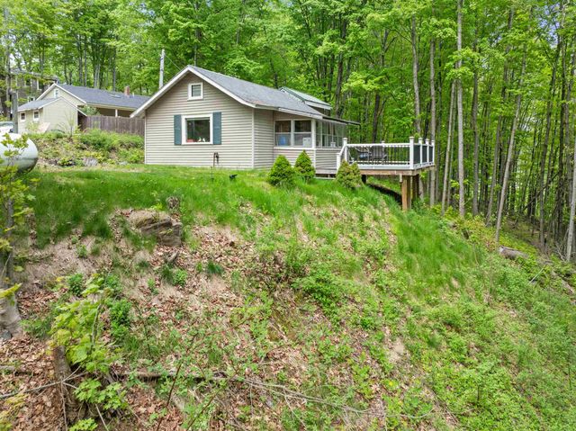 102 Highland Street, Plymouth, NH 03264
