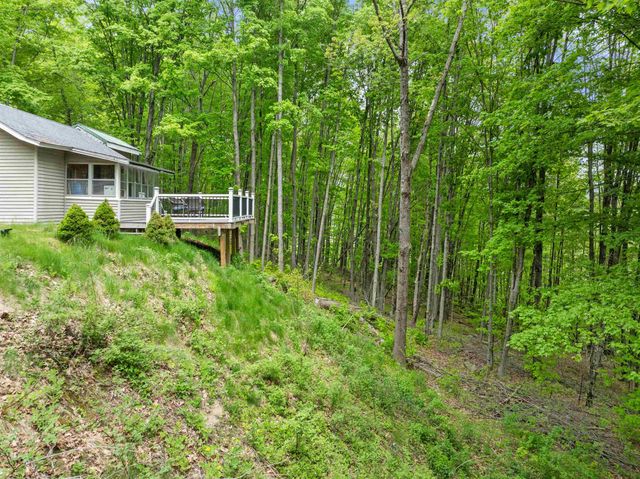 102 Highland Street, Plymouth, NH 03264