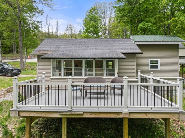 102 Highland Street, Plymouth, NH 03264