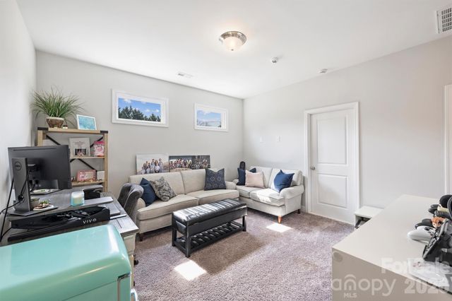 10195 Rainier Trail Drive NW, Huntersville, NC 28078