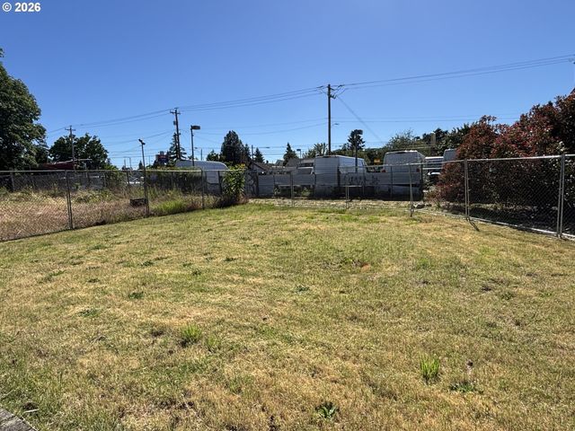 5625 Se 83RD Ave, Portland, OR 97266