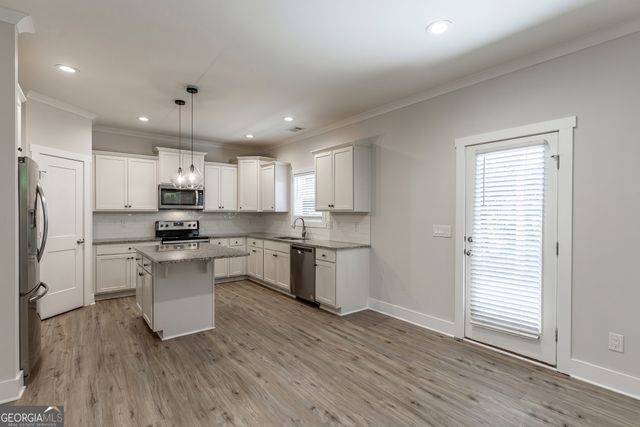 6459 Wildwood Trail, Flowery Branch, GA 30542