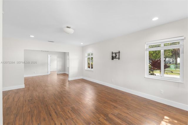 5990 NE 5th Avenue, Miami, FL 33137