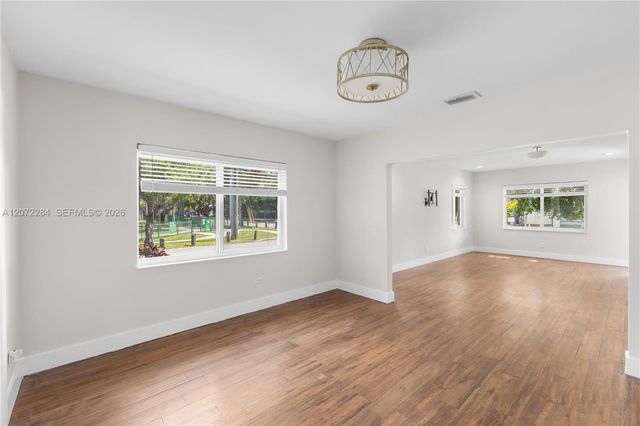 5990 NE 5th Avenue, Miami, FL 33137