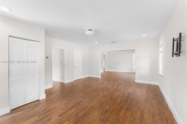 5990 NE 5th Avenue, Miami, FL 33137