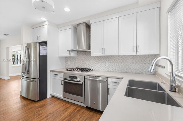 5990 NE 5th Avenue, Miami, FL 33137