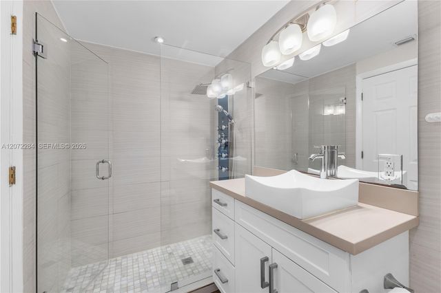 5990 NE 5th Avenue, Miami, FL 33137