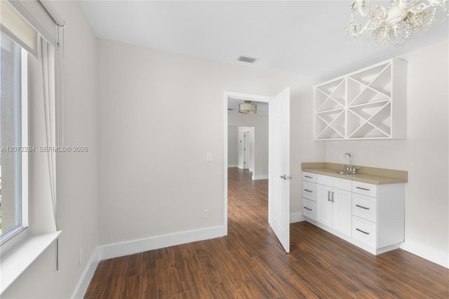 5990 NE 5th Avenue, Miami, FL 33137
