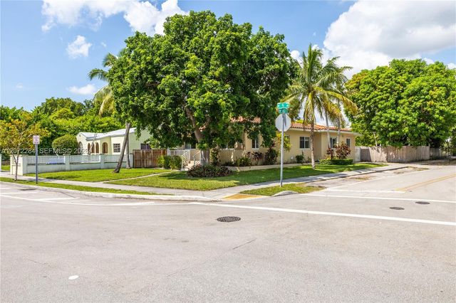 5990 NE 5th Avenue, Miami, FL 33137