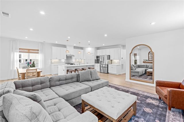 209 Furness Drive, Fountain Inn, SC 29644