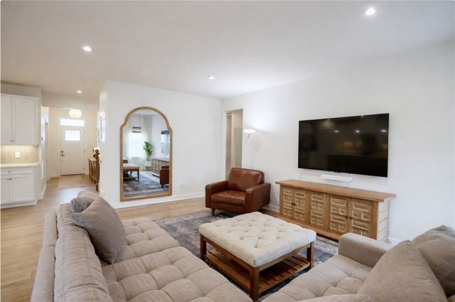 209 Furness Drive, Fountain Inn, SC 29644