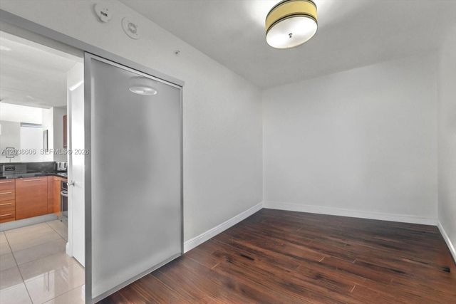 244 Biscayne Blvd 1803, Miami, FL 33132