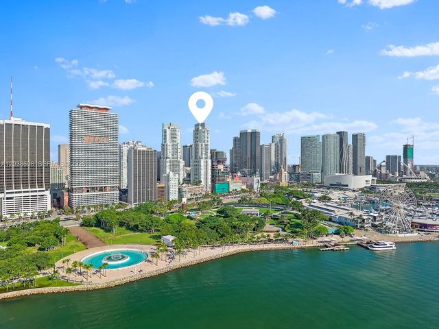 244 Biscayne Blvd 1803, Miami, FL 33132