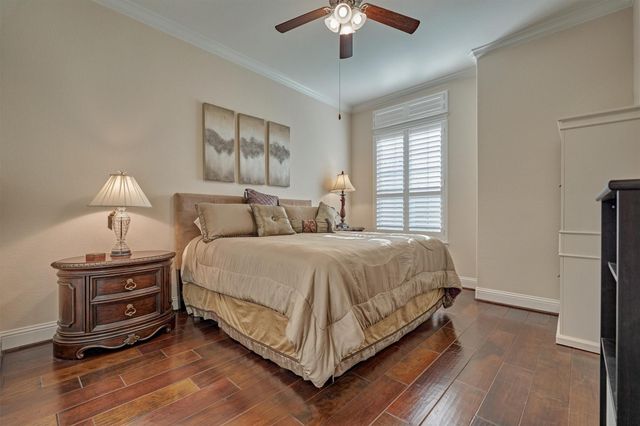 8827 Leaning Hollow Lane, Spring, TX 77379