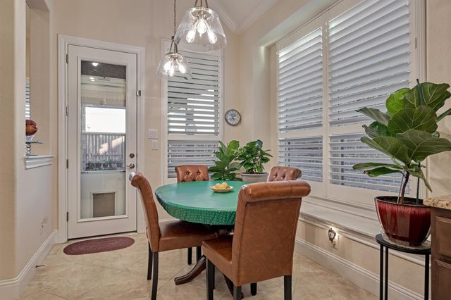 8827 Leaning Hollow Lane, Spring, TX 77379