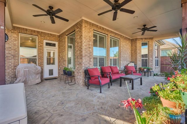 8827 Leaning Hollow Lane, Spring, TX 77379