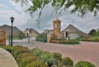 8827 Leaning Hollow Lane, Spring, TX 77379