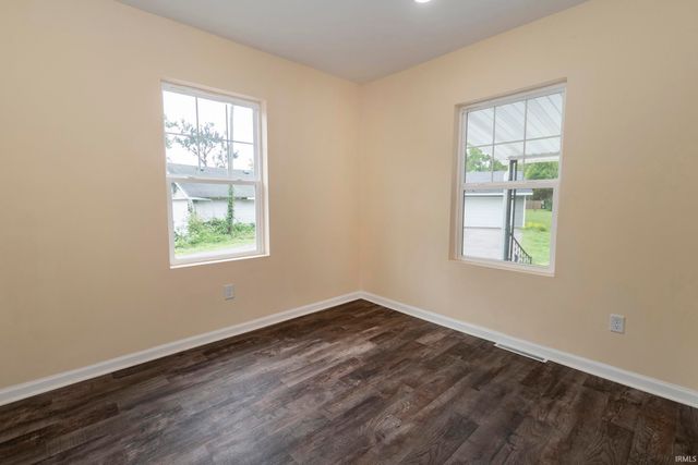 1217 N Chicago Avenue, Goshen, IN 46528