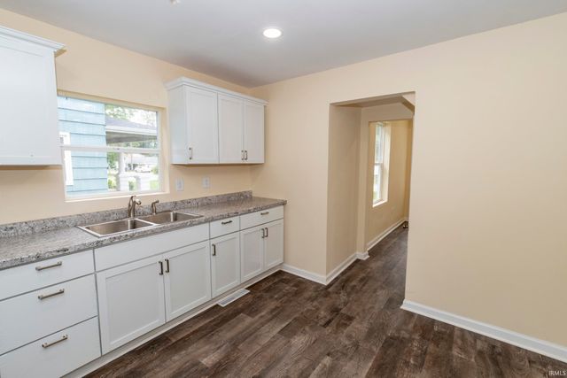 1217 N Chicago Avenue, Goshen, IN 46528