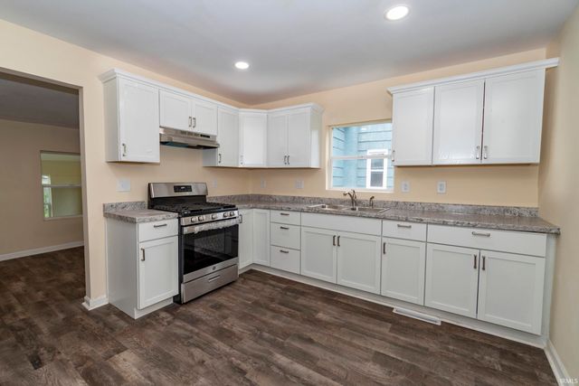1217 N Chicago Avenue, Goshen, IN 46528