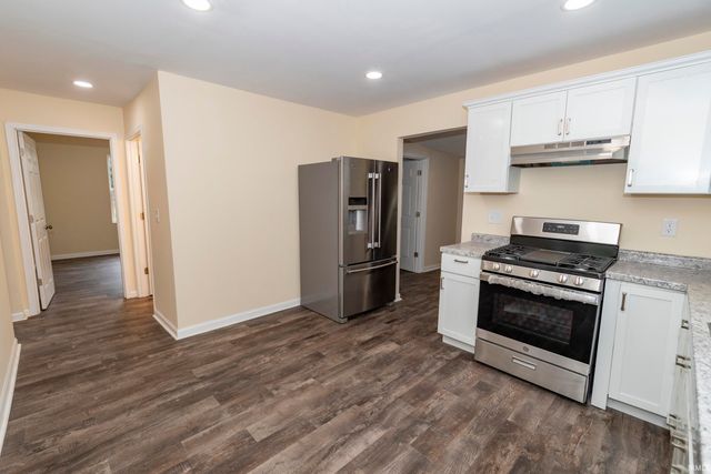 1217 N Chicago Avenue, Goshen, IN 46528