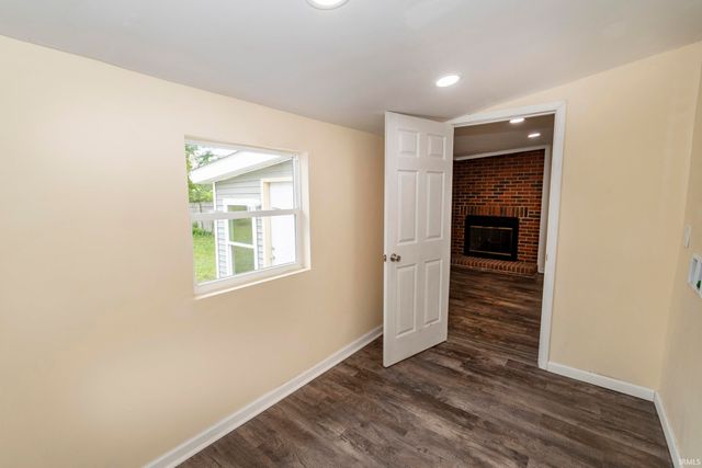 1217 N Chicago Avenue, Goshen, IN 46528