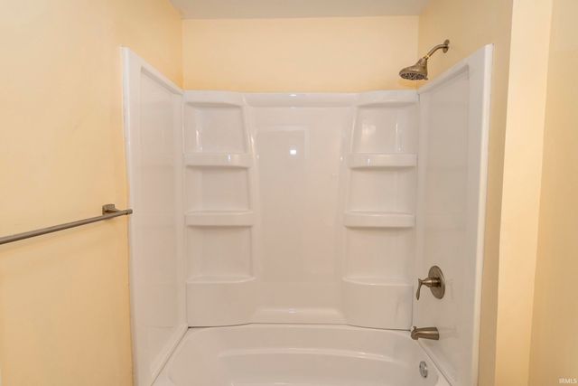 1217 N Chicago Avenue, Goshen, IN 46528