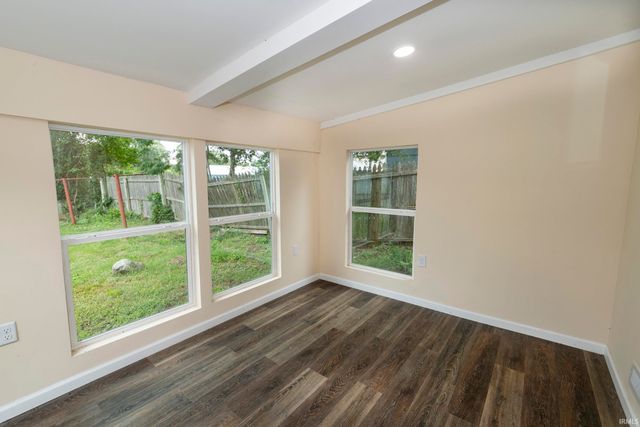 1217 N Chicago Avenue, Goshen, IN 46528