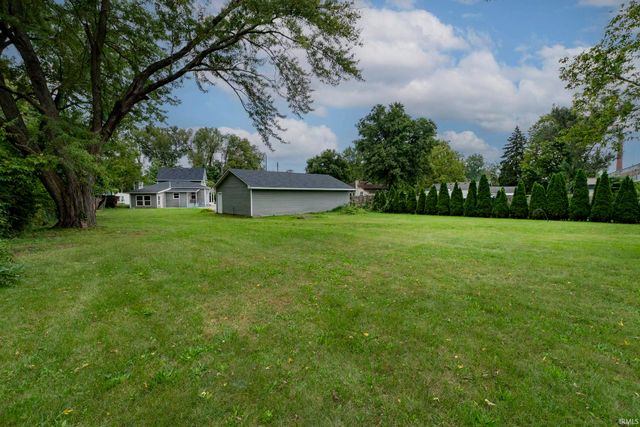 1217 N Chicago Avenue, Goshen, IN 46528