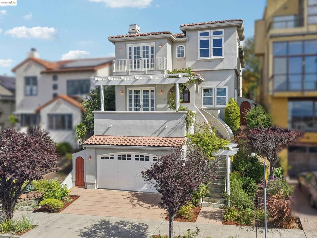 4914 Proctor Ave, Oakland, CA 94618