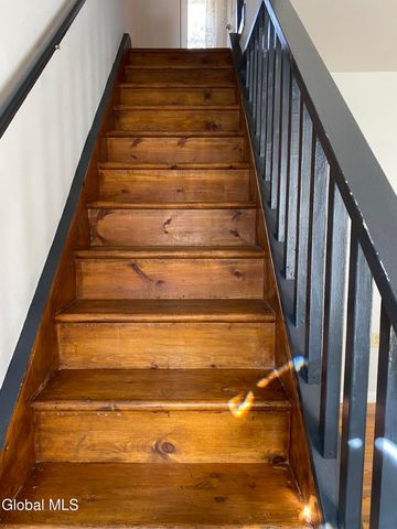 1 2nd Street, Schaghticoke, NY 12154