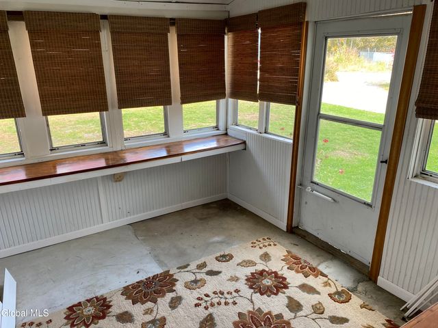 1 2nd Street, Schaghticoke, NY 12154