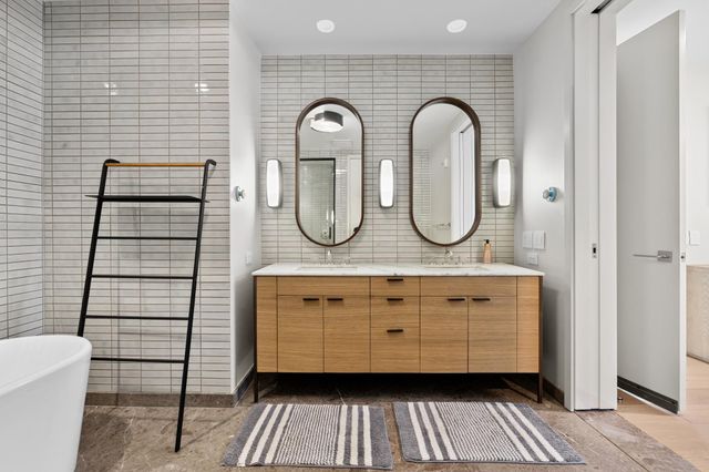 202 Nueces ST 1405, Austin, TX 78701