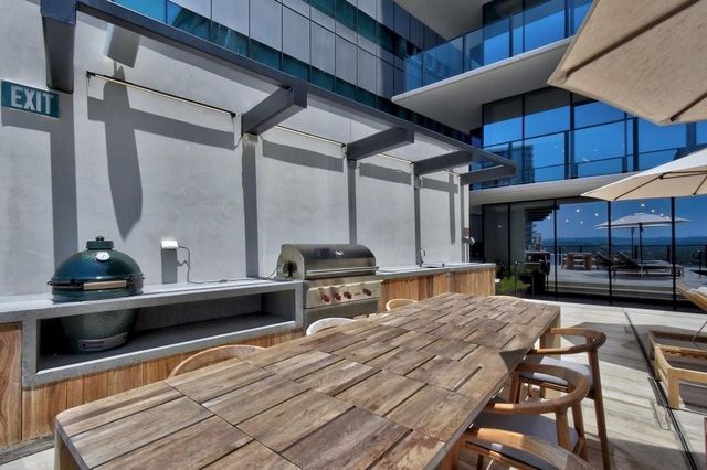 202 Nueces ST 1405, Austin, TX 78701