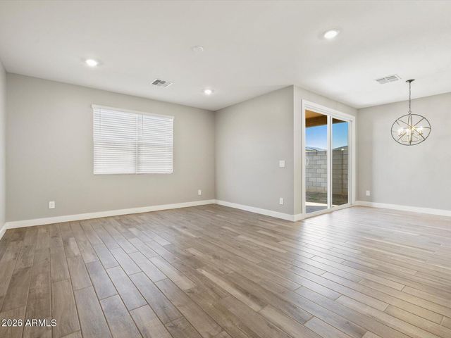 442 W FLATIRON Trail, Apache Junction, AZ 85120