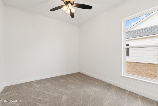 208 Long Creek Lane, Scott, LA 70583