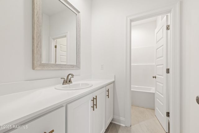 208 Long Creek Lane, Scott, LA 70583